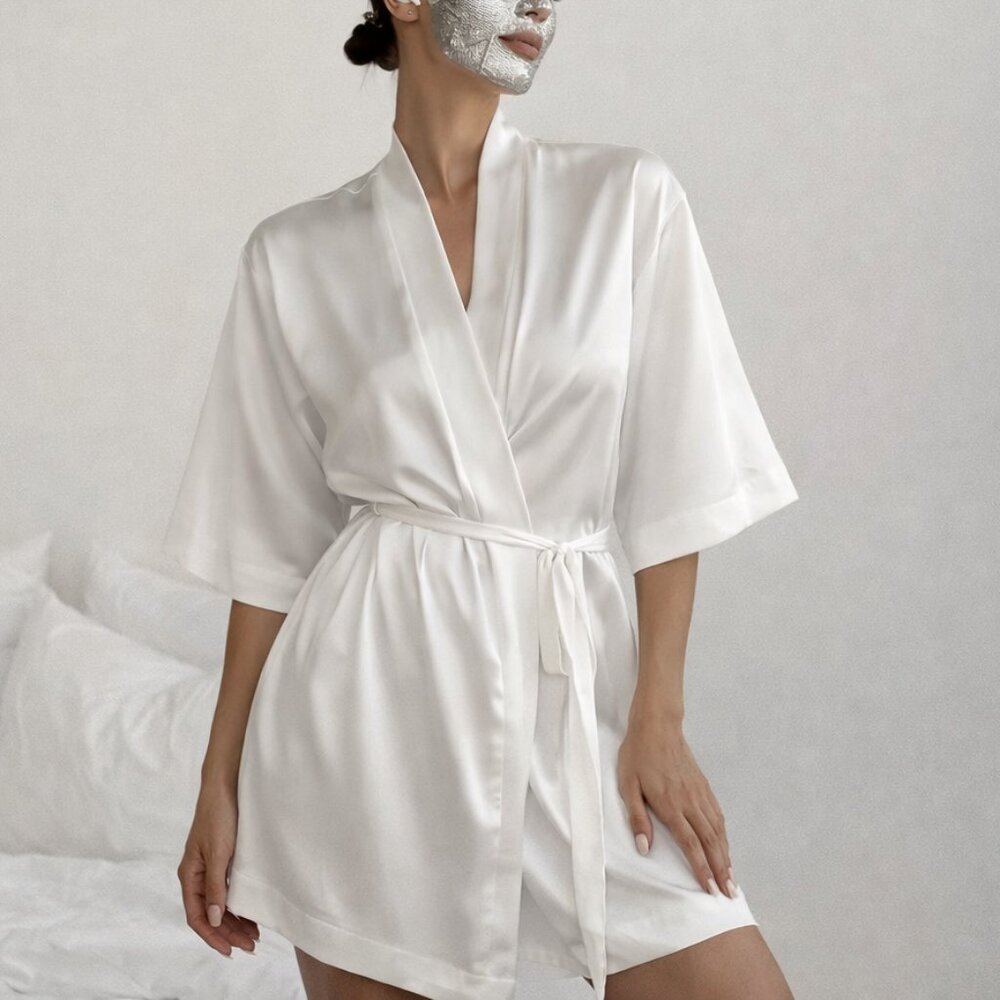 Kimono Robe Luxurious Soft Satin Bridesmaid short Robe for Women one size fits